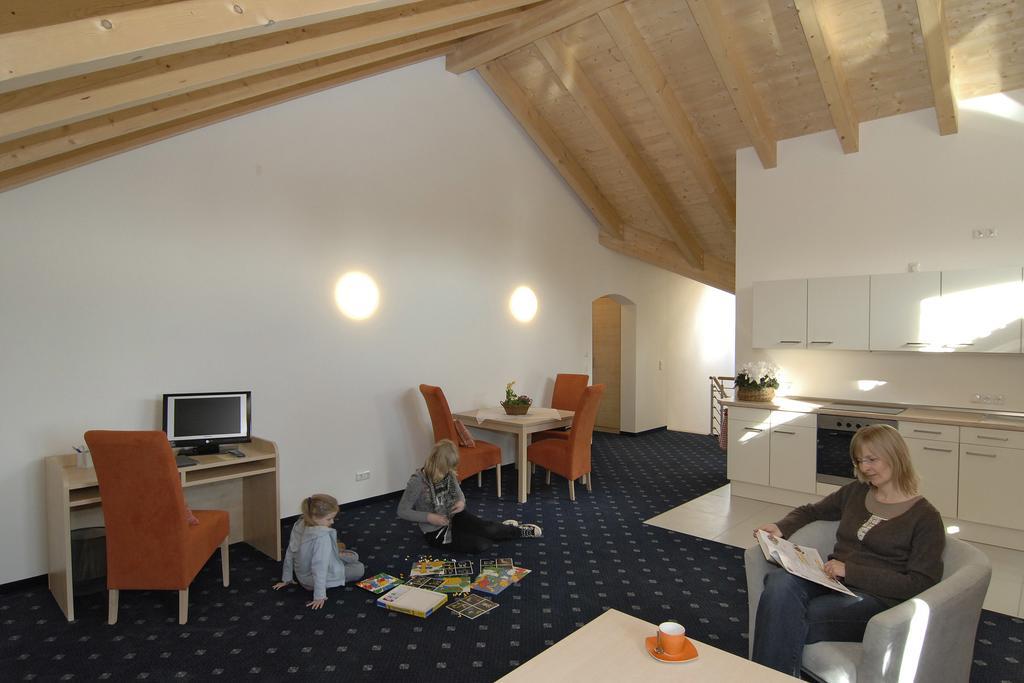 Landhaus Sixtmuehle Hotell Taufkirchen  Exteriör bild